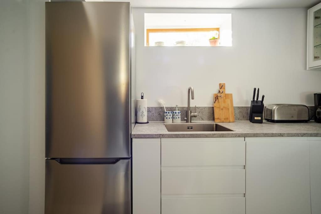 Outstanding Apartment Close To Gothenburg Kungälv Eksteriør bilde